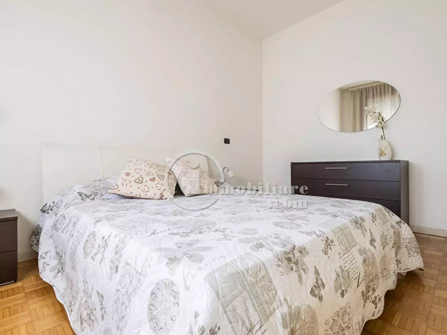 Immagine 13 di Appartamento in vendita  a Legnano