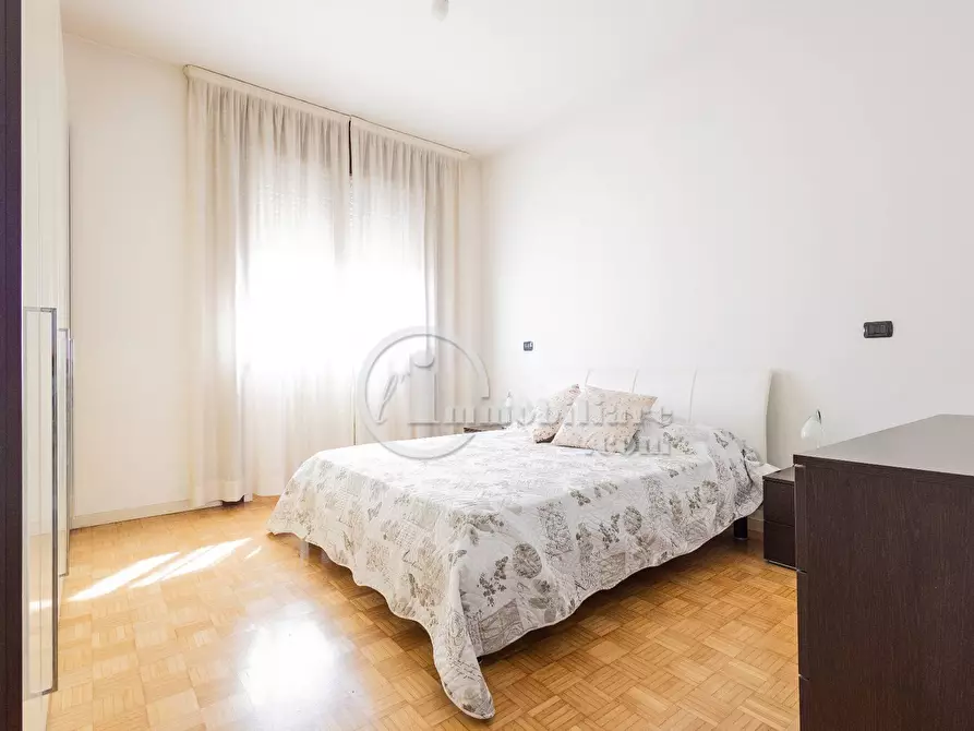 Immagine 11 di Appartamento in vendita  a Legnano