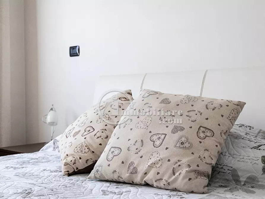 Immagine 14 di Appartamento in vendita  a Legnano