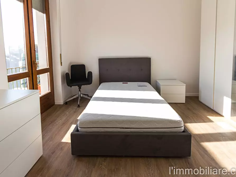 Immagine 4 di Camera in affitto  in Via Monte Ortigara a Verona