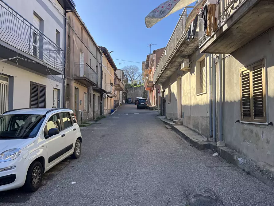 Immagine 1 di Casa indipendente in vendita  in Via Doninzetti 6 a Girifalco