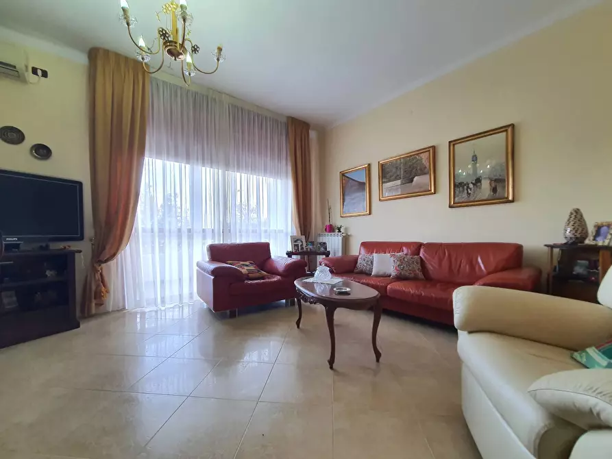 Immagine 1 di Appartamento in vendita  in Via Magenta a Catanzaro