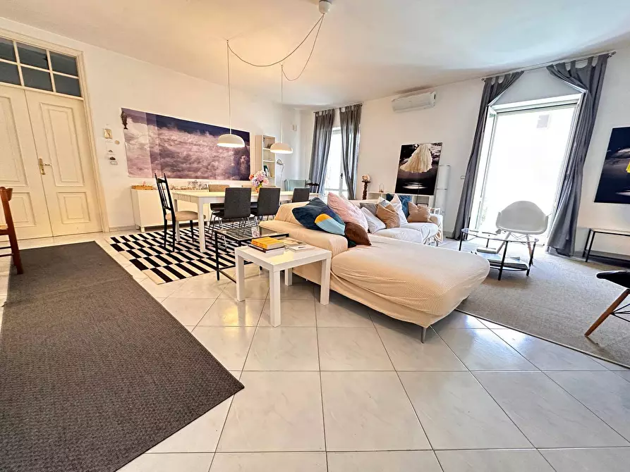 Immagine 4 di Villa in vendita  in Via Donizetti 14 a Capodrise