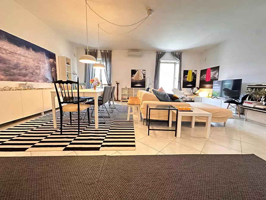 Immagine 1 di Villa in vendita  in Via Donizetti 14 a Capodrise