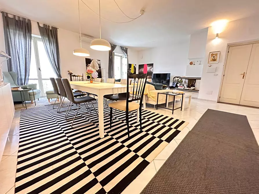 Immagine 2 di Villa in vendita  in Via Donizetti 14 a Capodrise