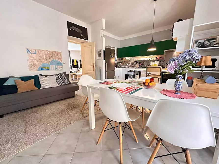 Immagine 13 di Villa in vendita  in Via Donizetti 14 a Capodrise