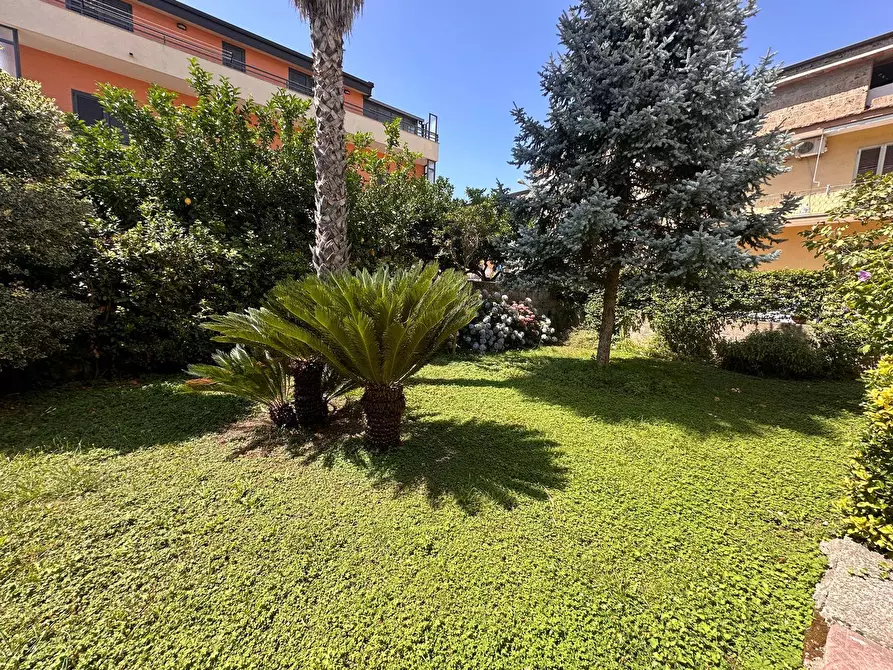 Immagine 33 di Villa in vendita  in Via Donizetti 14 a Capodrise