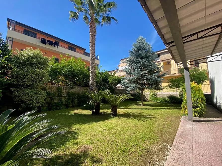 Immagine 62 di Villa in vendita  in Via Donizetti 14 a Capodrise