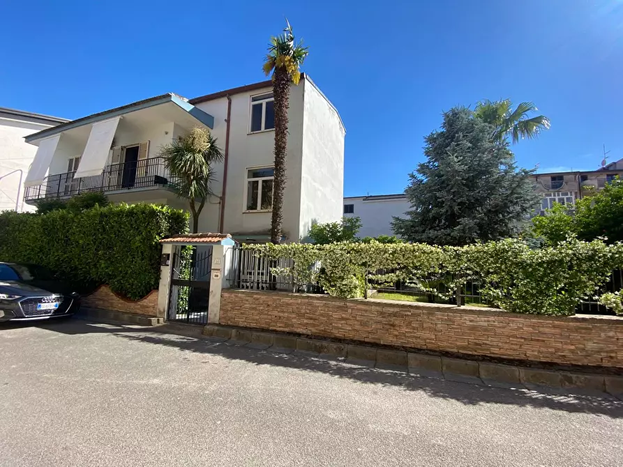 Immagine 66 di Villa in vendita  in Via Donizetti 14 a Capodrise