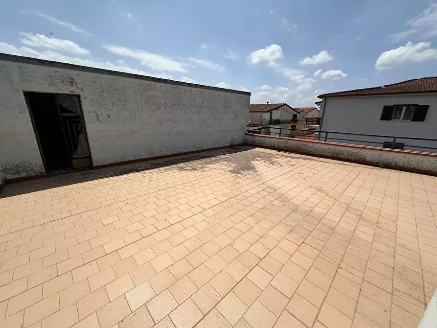Immagine 70 di Villa in vendita  in Via Donizetti 14 a Capodrise