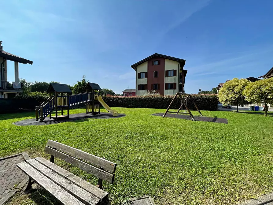 Immagine 3 di Appartamento in vendita  in Via Agusta 441 a Samarate