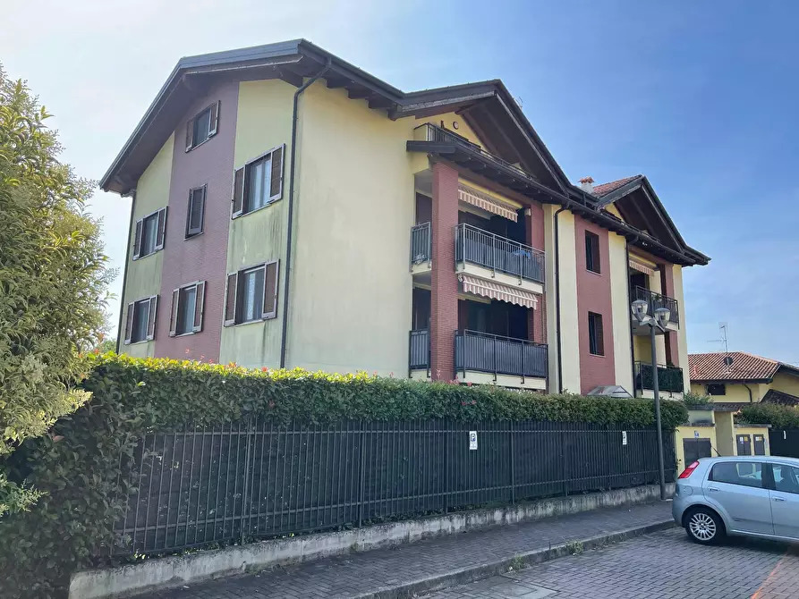 Immagine 20 di Appartamento in vendita  in Via Agusta 441 a Samarate