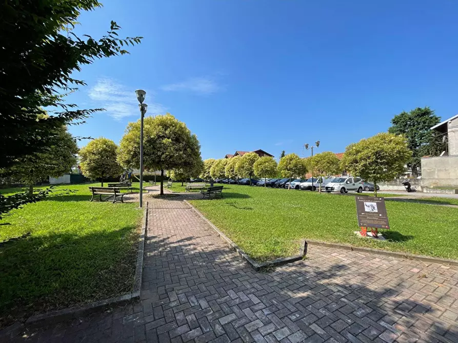 Immagine 23 di Appartamento in vendita  in Via Agusta 441 a Samarate