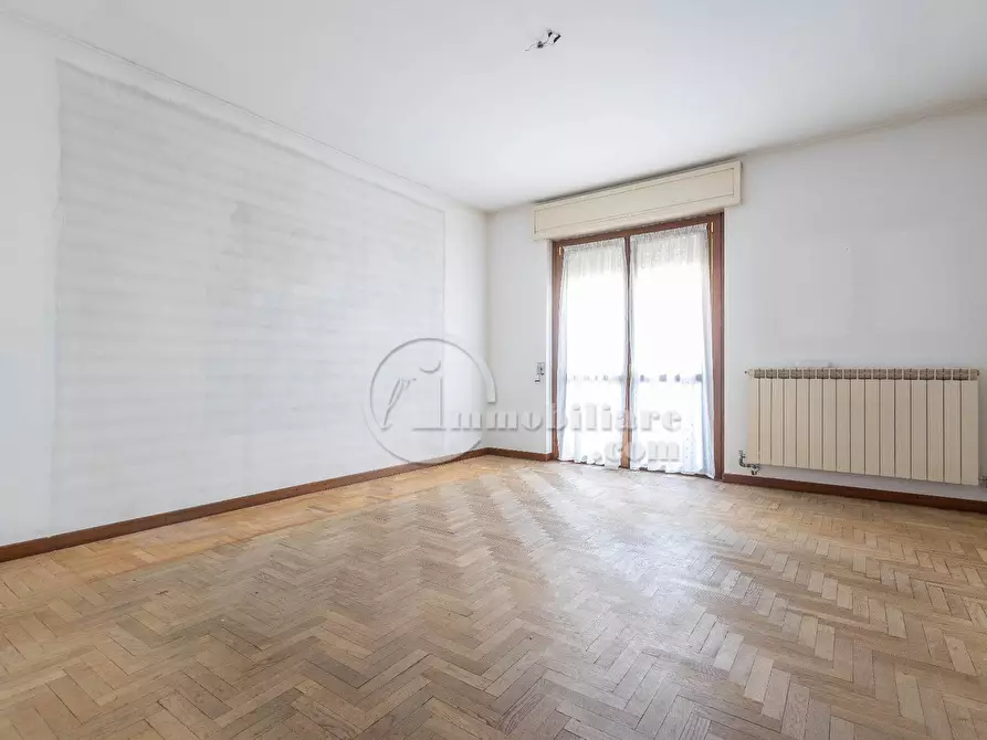 Immagine 21 di Appartamento in vendita  in via bellini a Busto Arsizio