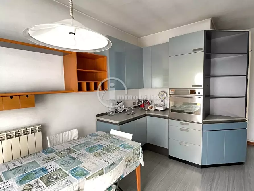 Immagine 29 di Appartamento in vendita  in via bellini a Busto Arsizio