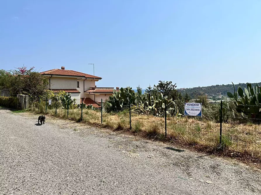 Immagine 1 di Terreno residenziale in vendita  in Via Pietro Verri a Argusto