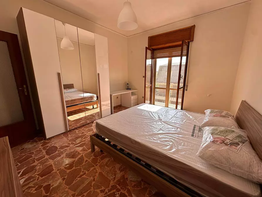 Immagine 1 di Camera in affitto  in Via Ferrarecce 121 a Caserta