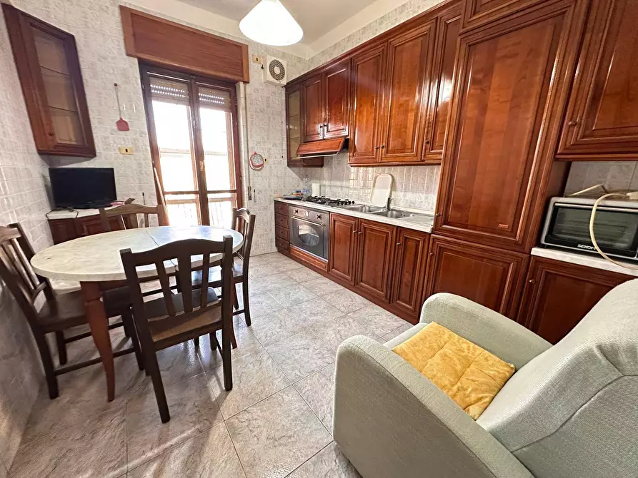 Immagine 12 di Camera in affitto  in Via Ferrarecce 121 a Caserta