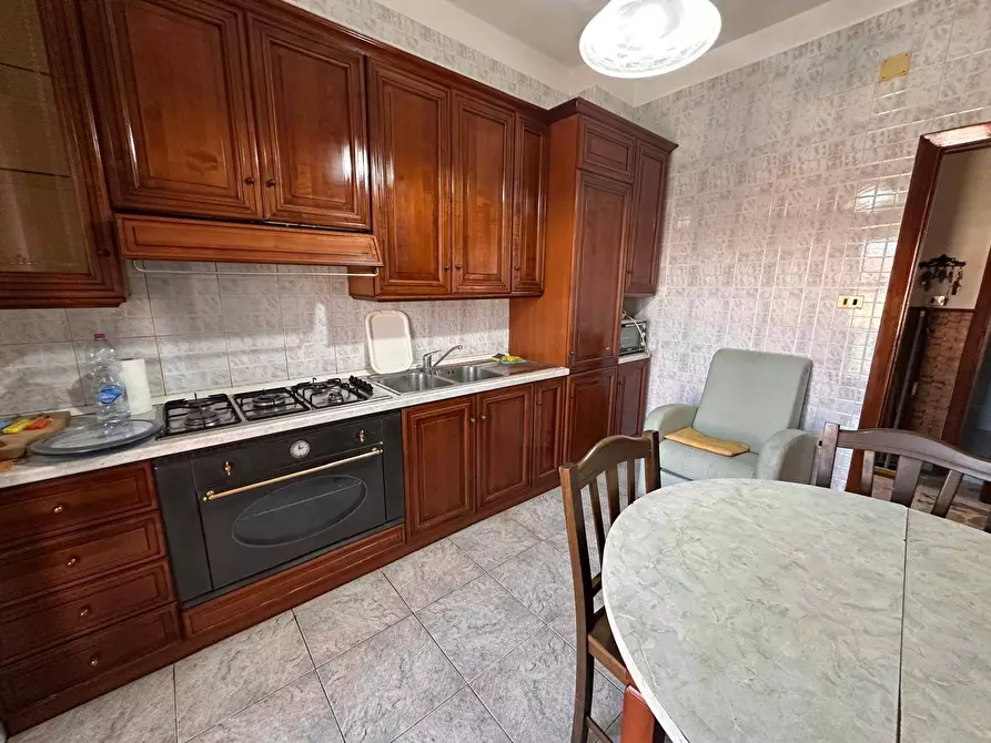 Immagine 13 di Camera in affitto  in Via Ferrarecce 121 a Caserta