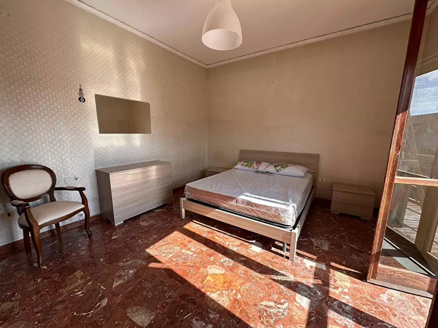 Immagine 14 di Camera in affitto  in Via Ferrarecce 121 a Caserta