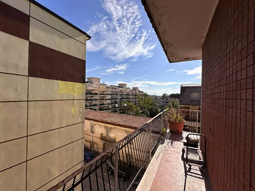 Immagine 19 di Camera in affitto  in Via Ferrarecce 121 a Caserta