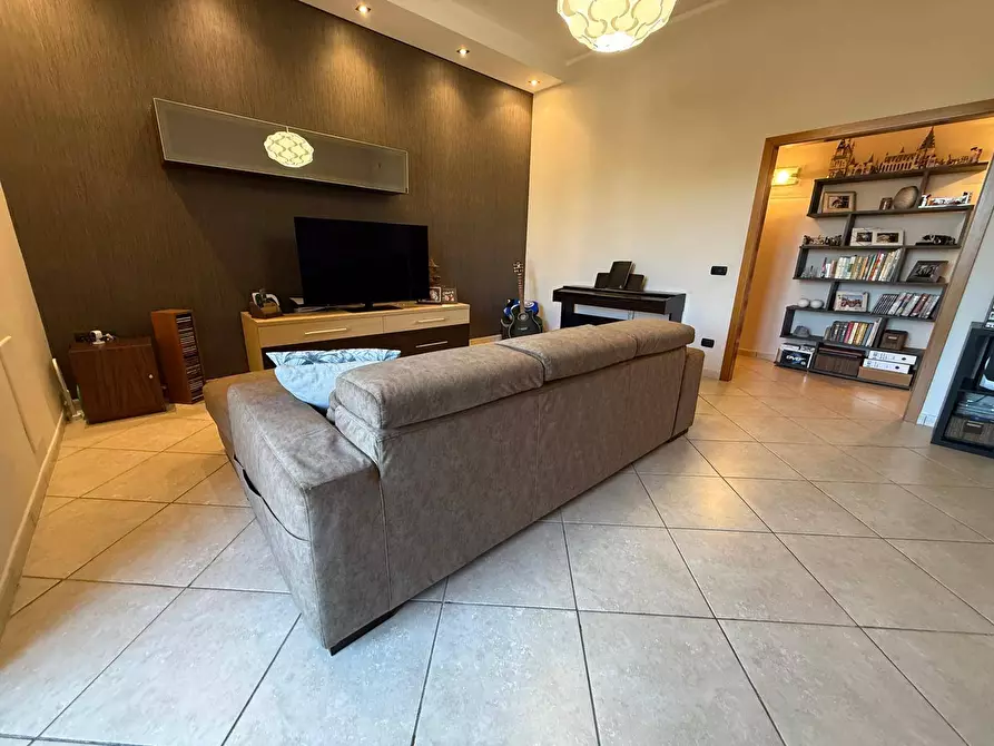 Immagine 4 di Appartamento in vendita  in Via Carlo Santagata 2 a Caserta