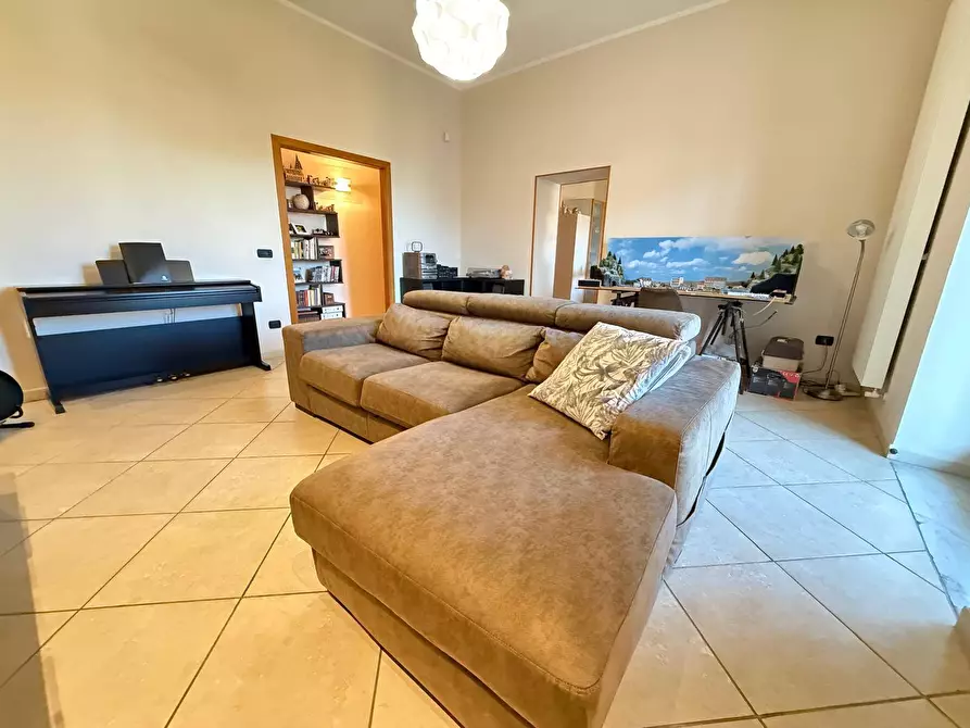 Immagine 2 di Appartamento in vendita  in Via Carlo Santagata 2 a Caserta