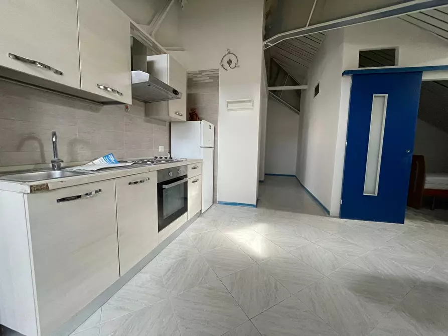 Immagine 3 di Appartamento in affitto  in Via Francesco Daniele 55 a Caserta