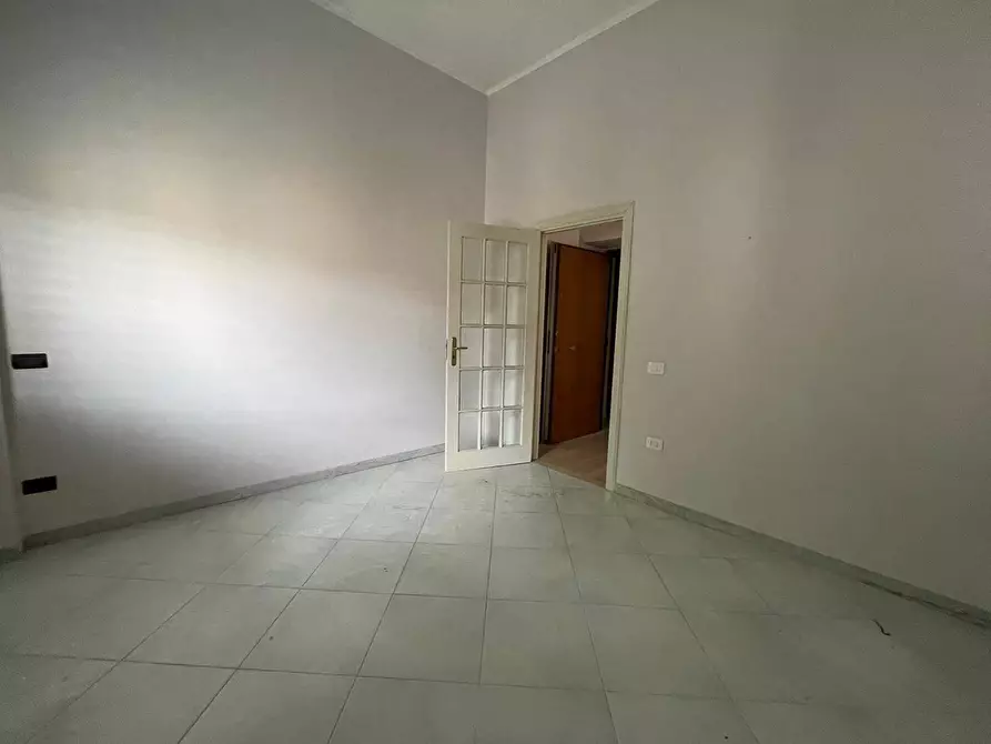 Immagine 14 di Appartamento in affitto  in Via Roma a Caserta