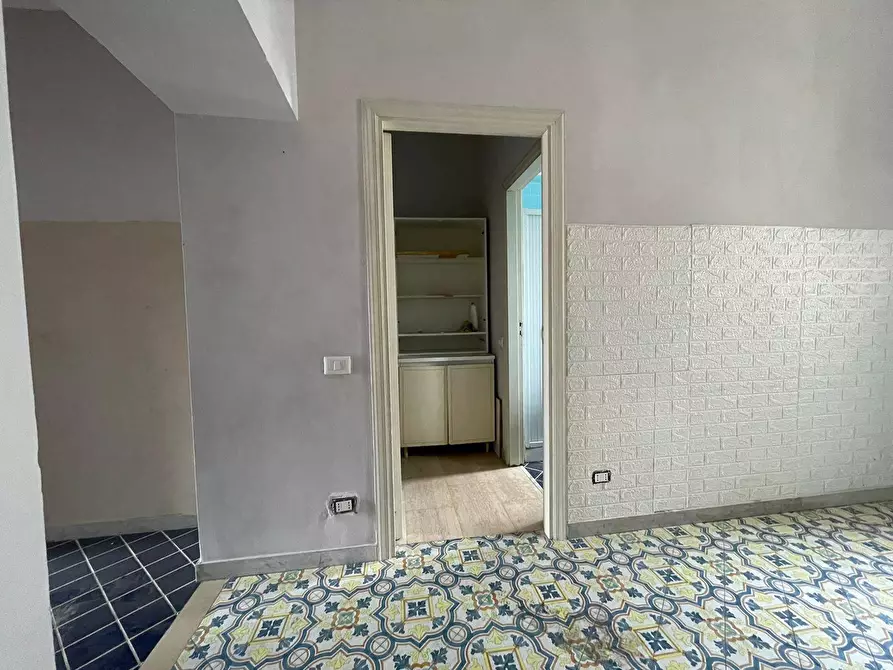 Immagine 10 di Appartamento in affitto  in Via Roma a Caserta
