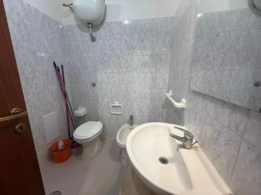 Immagine 9 di Appartamento in affitto  in Via Montagna 15 a Caserta