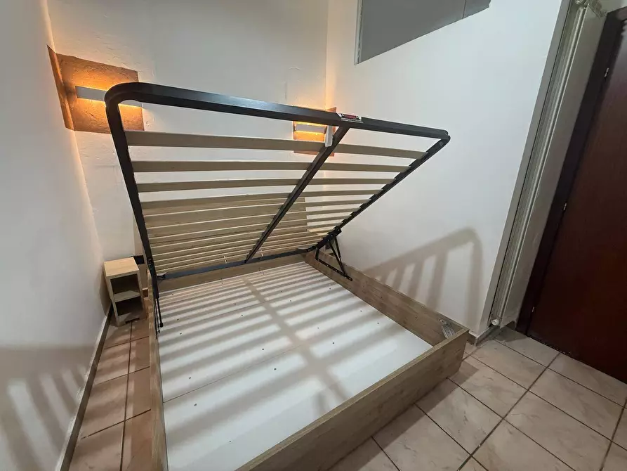 Immagine 15 di Appartamento in affitto  in Via Montagna 15 a Caserta