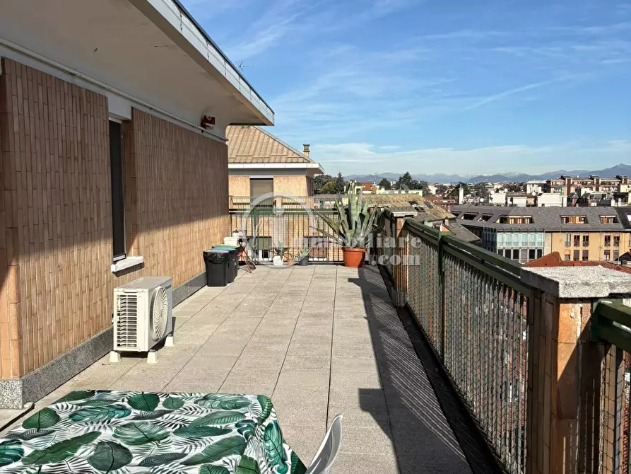 Immagine 14 di Appartamento in affitto  a Busto Arsizio