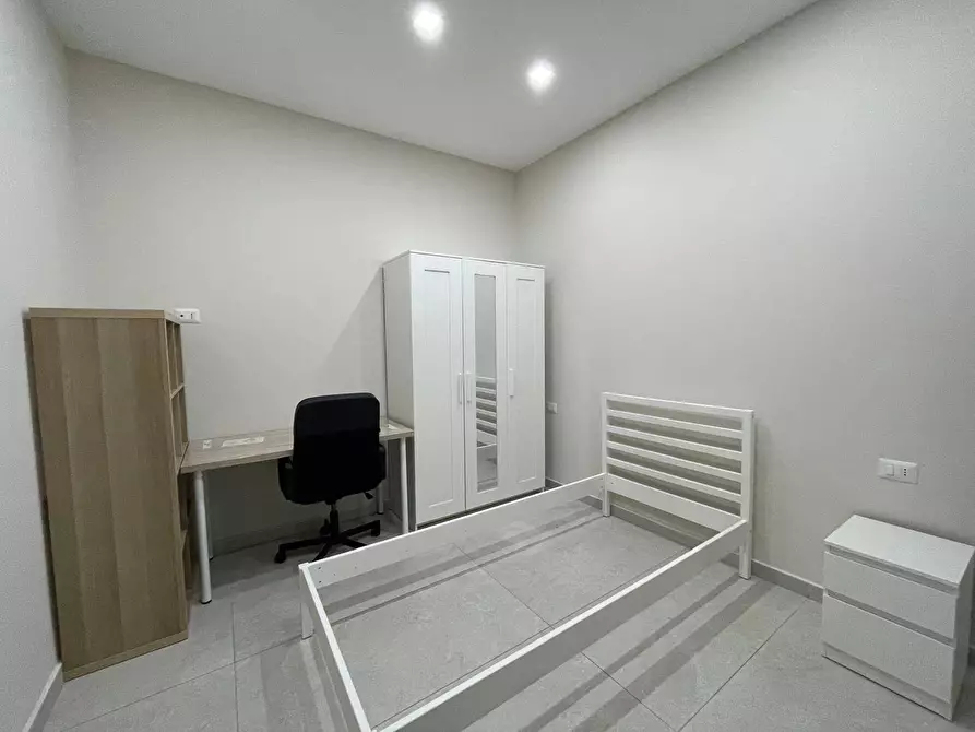 Immagine 14 di Appartamento in vendita  in Via Cesare Battisti a Caserta