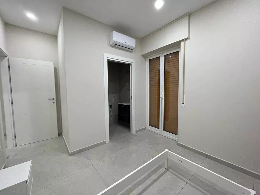 Immagine 15 di Appartamento in vendita  in Via Cesare Battisti a Caserta