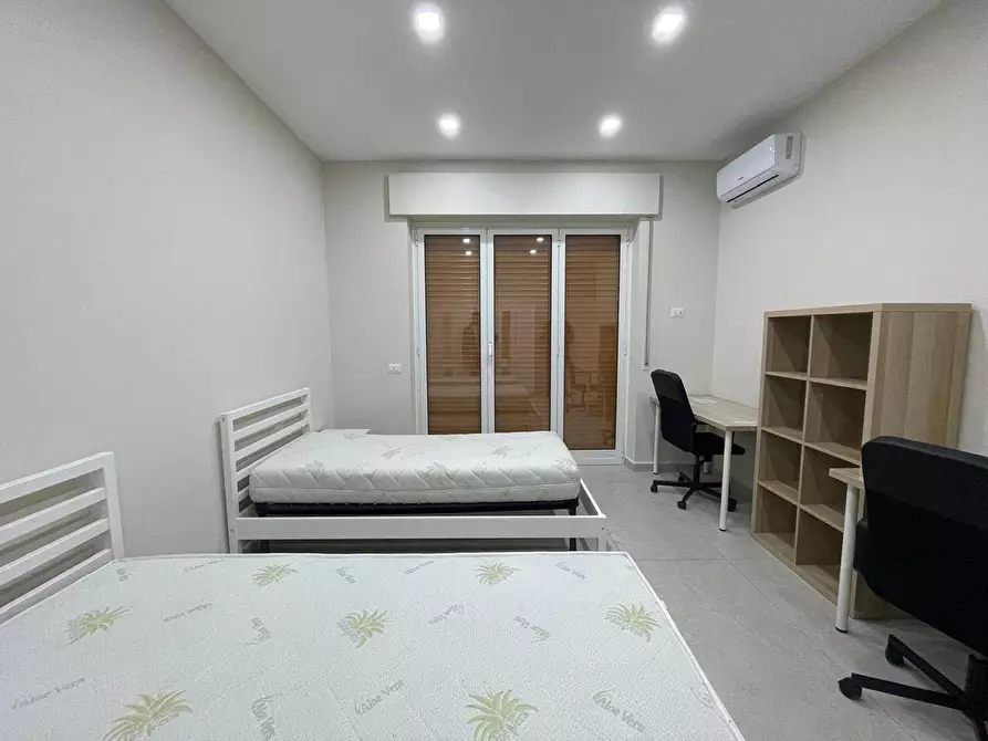 Immagine 8 di Appartamento in vendita  in Via Cesare Battisti a Caserta