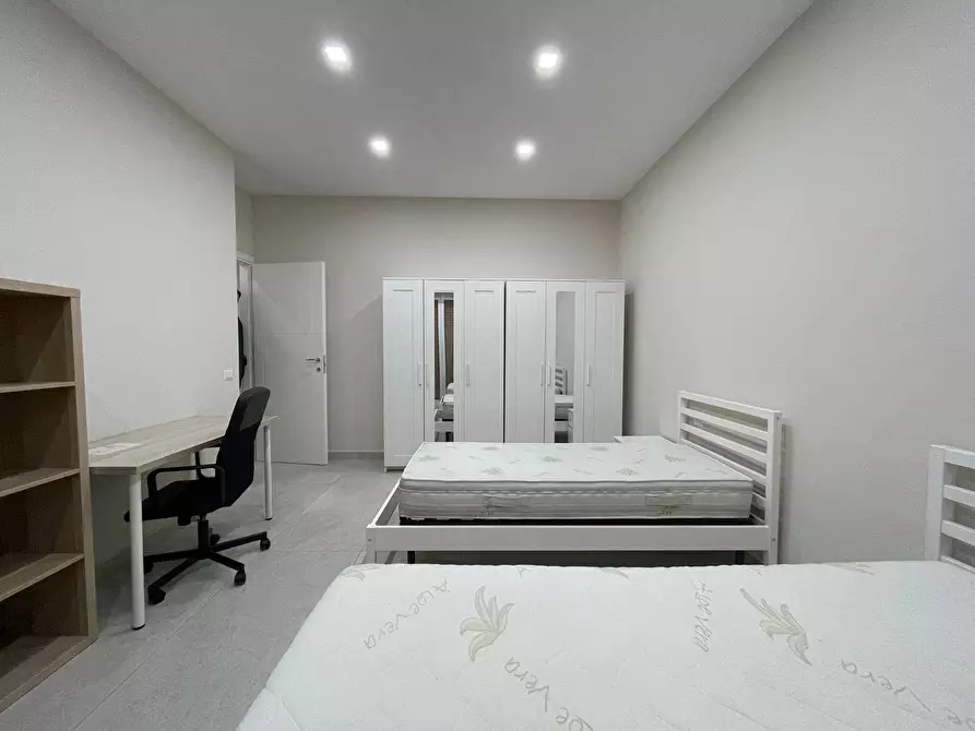 Immagine 1 di Appartamento in vendita  in Via Cesare Battisti a Caserta