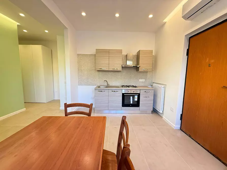 Immagine 6 di Appartamento in affitto  in Via Gennaro Papa 20 a Caserta