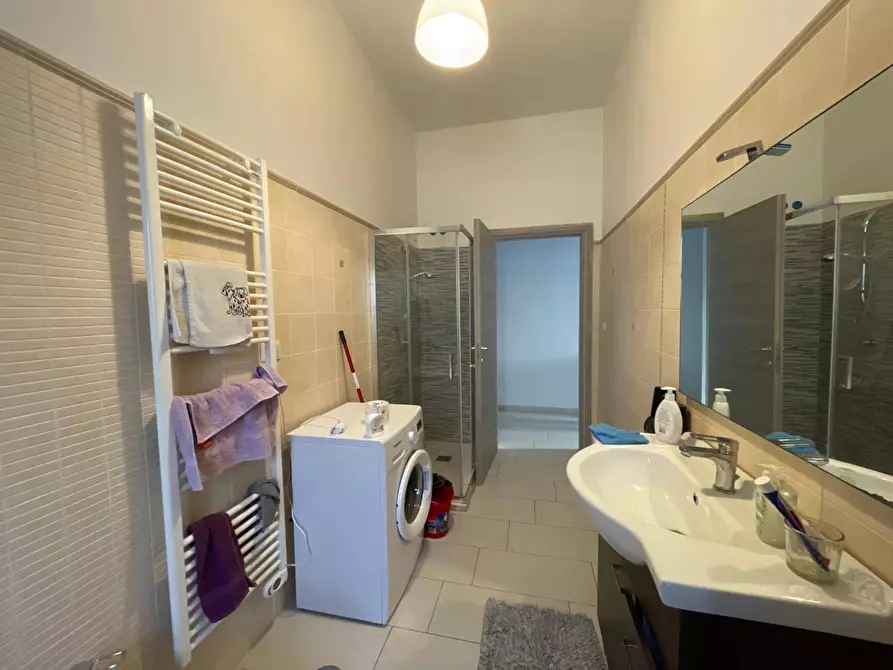 Immagine 14 di Camera in affitto  in Via Laviano a Caserta