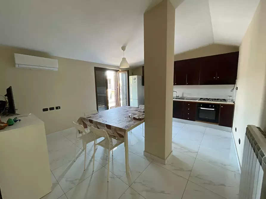 Immagine 8 di Camera in affitto  in via Laviano a Caserta