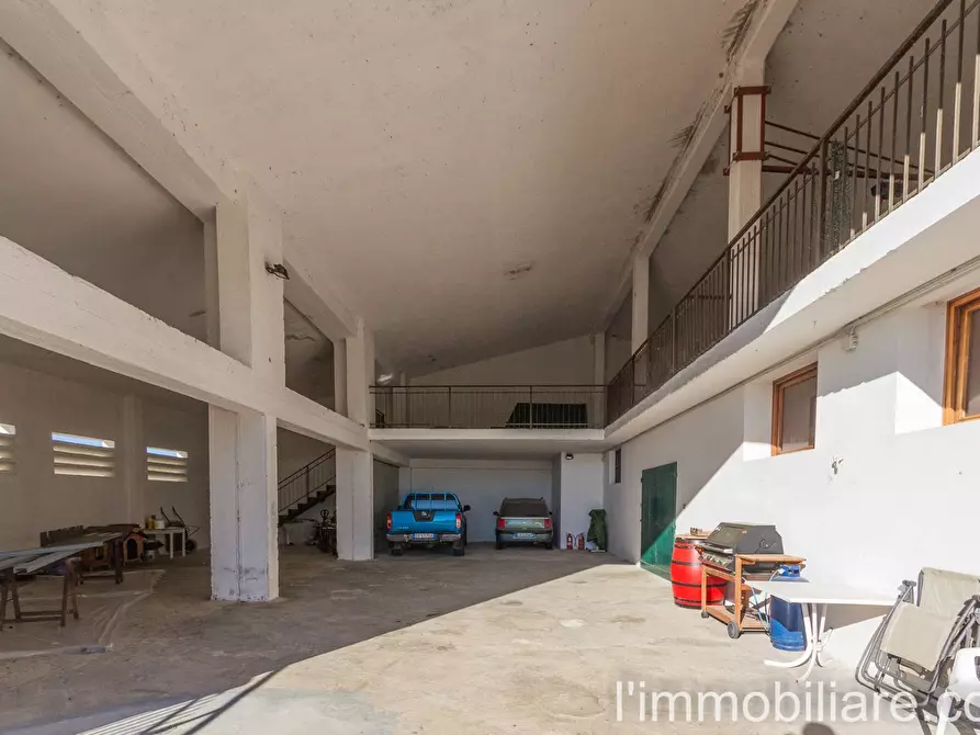 Immagine 17 di Rustico / casale in vendita  in via Pradelle 60 a Verona