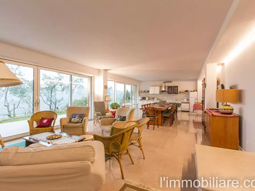 Immagine 34 di Villa in vendita  in Via Degli Archi 16 a San Pietro In Cariano