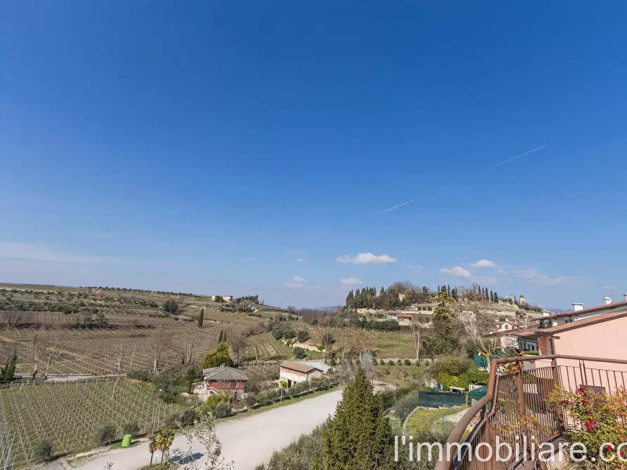 Immagine 39 di Villa in vendita  in Via Degli Archi 16 a San Pietro In Cariano