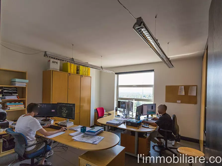 Immagine 11 di Ufficio in affitto  in Via Ca' Di Cozzi 39 a Verona