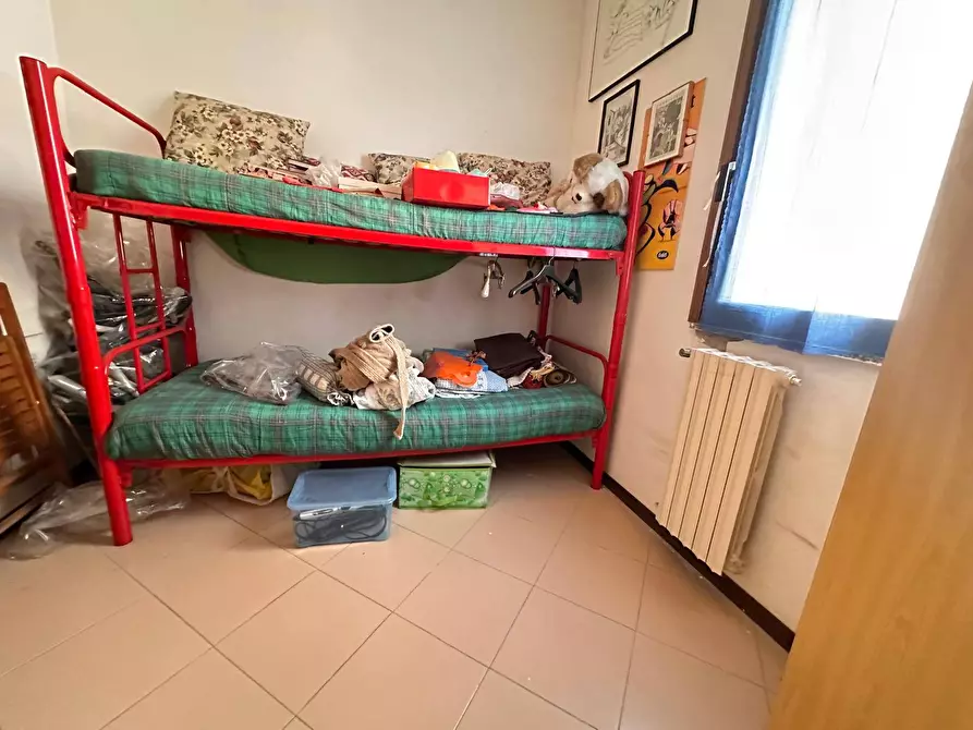 Immagine 21 di Appartamento in vendita  in Viale Claris a Cancello Ed Arnone