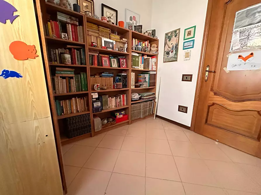 Immagine 22 di Appartamento in vendita  in Viale Claris a Cancello Ed Arnone