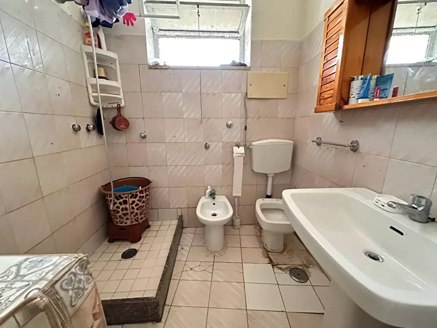 Immagine 26 di Appartamento in vendita  in Via Drengot 53 a Aversa