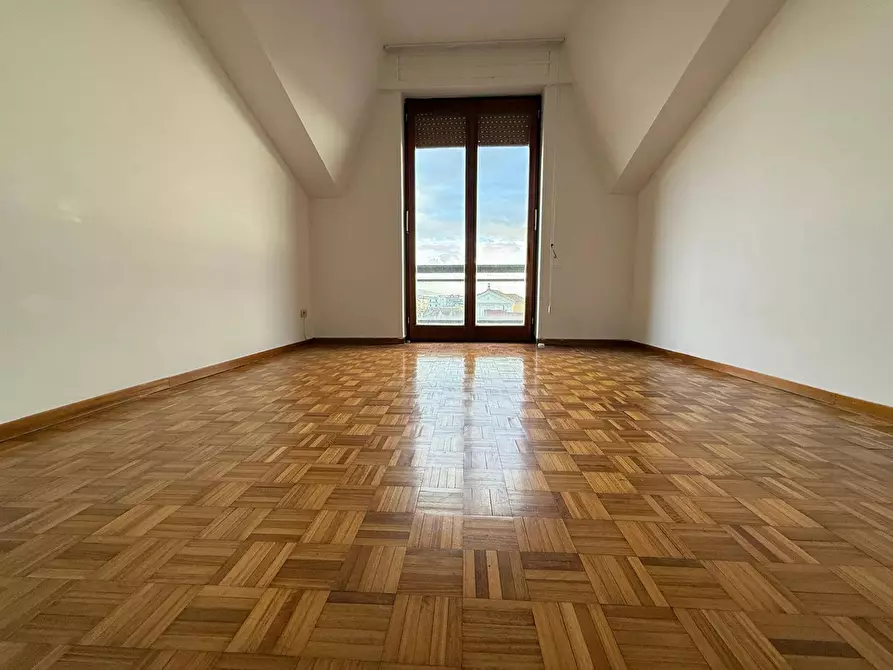 Immagine 11 di Appartamento in affitto  in Via Alois 13 a Caserta