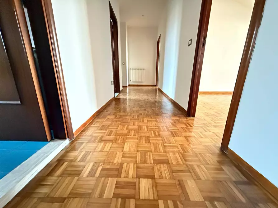 Immagine 10 di Appartamento in affitto  in Via Alois 13 a Caserta