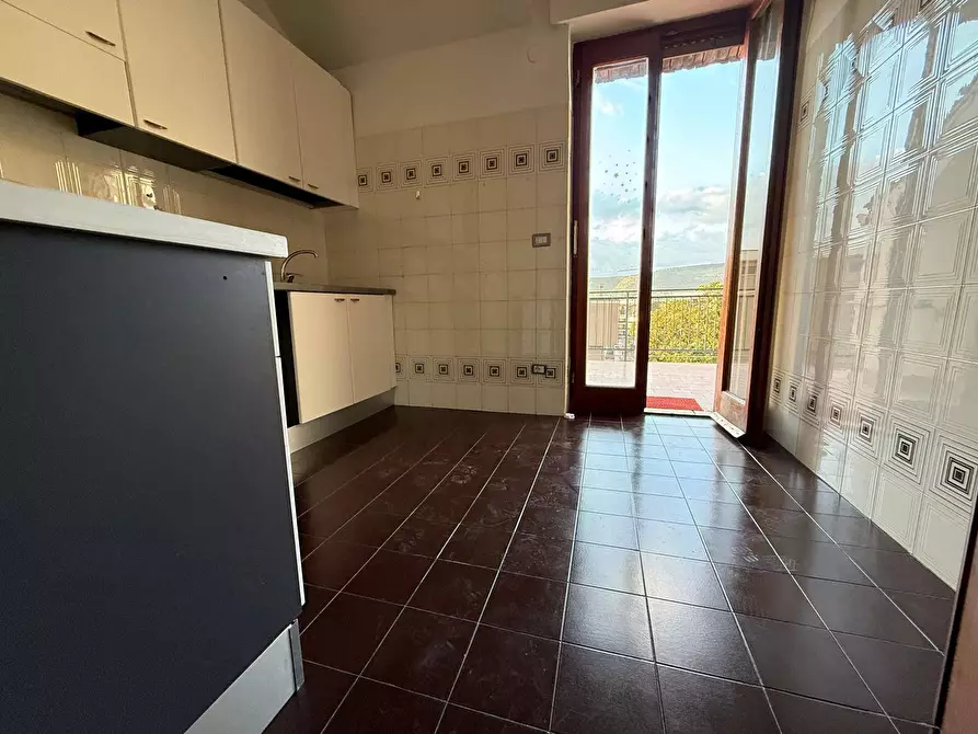 Immagine 22 di Appartamento in affitto  in Via Alois 13 a Caserta